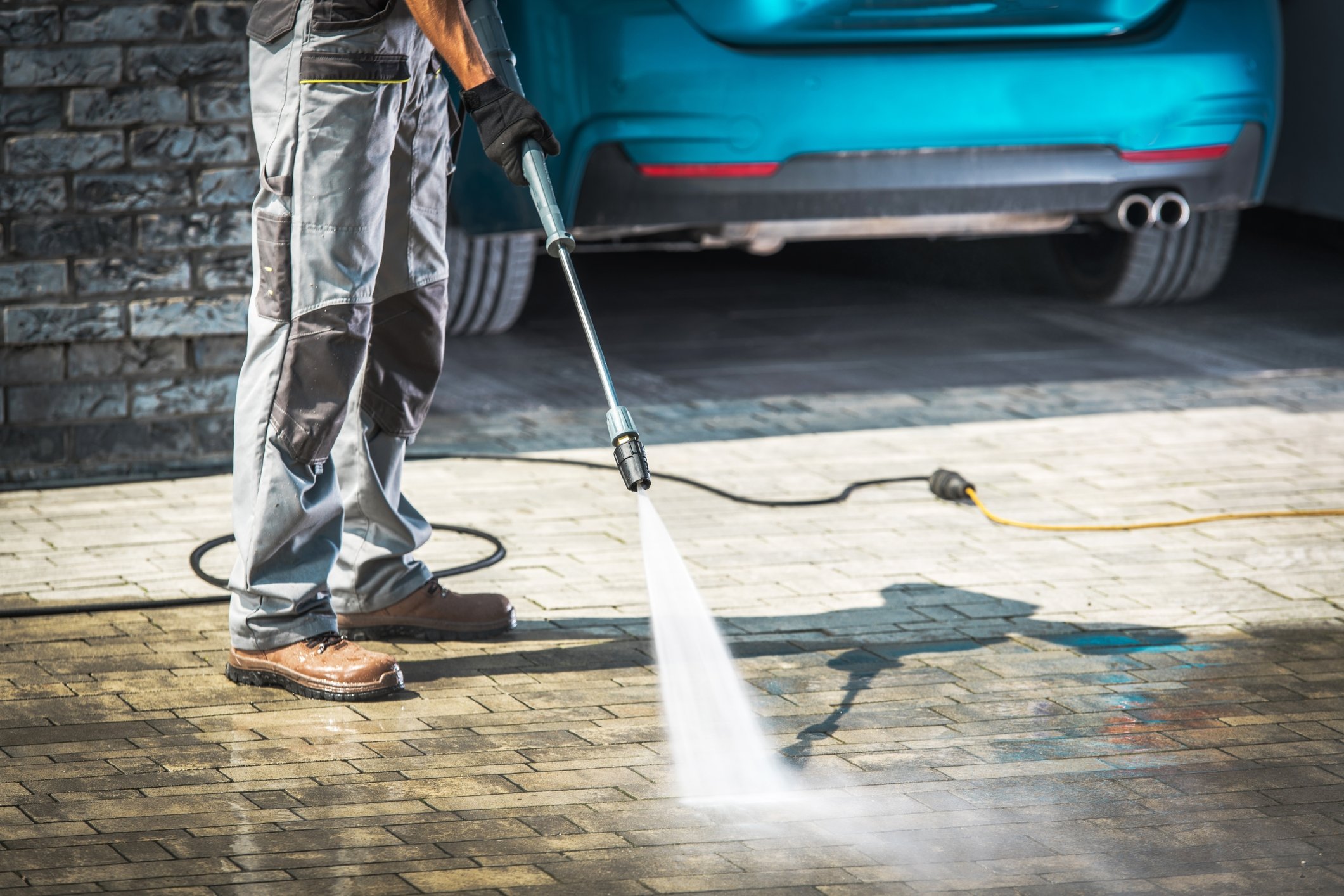 cost to pressure wash a house and driveway